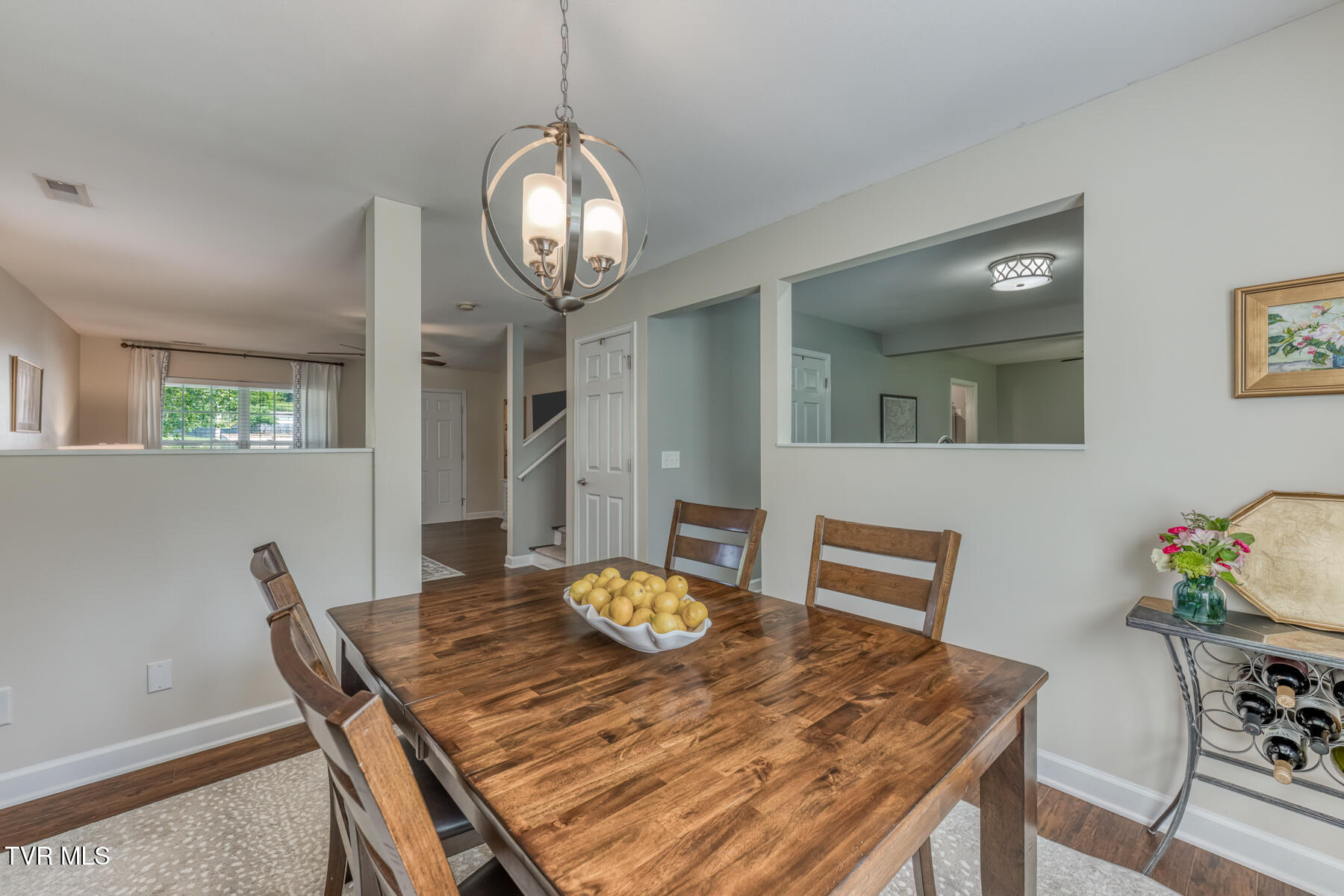 394 Kings Road Piney Flats, TN 37686 - Photo 11 of 51 Dining Room
