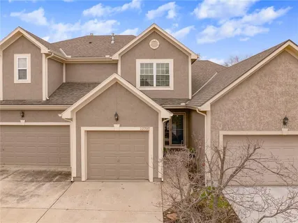 $315,000 | 22707 West 73rd Street, Shawnee, KS 66227