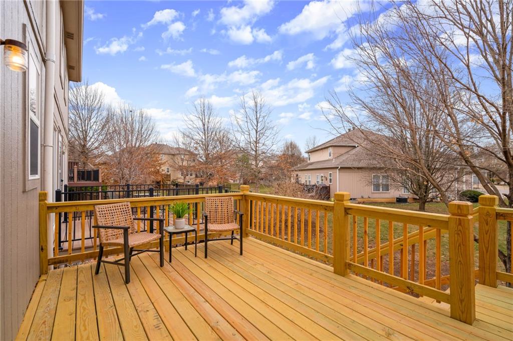 22707 West 73rd Street Shawnee, KS 66227 - Photo 18 of 40