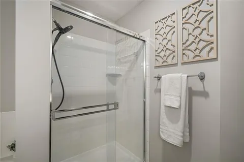 $315,000 | 22707 West 73rd Street, Shawnee, KS 66227