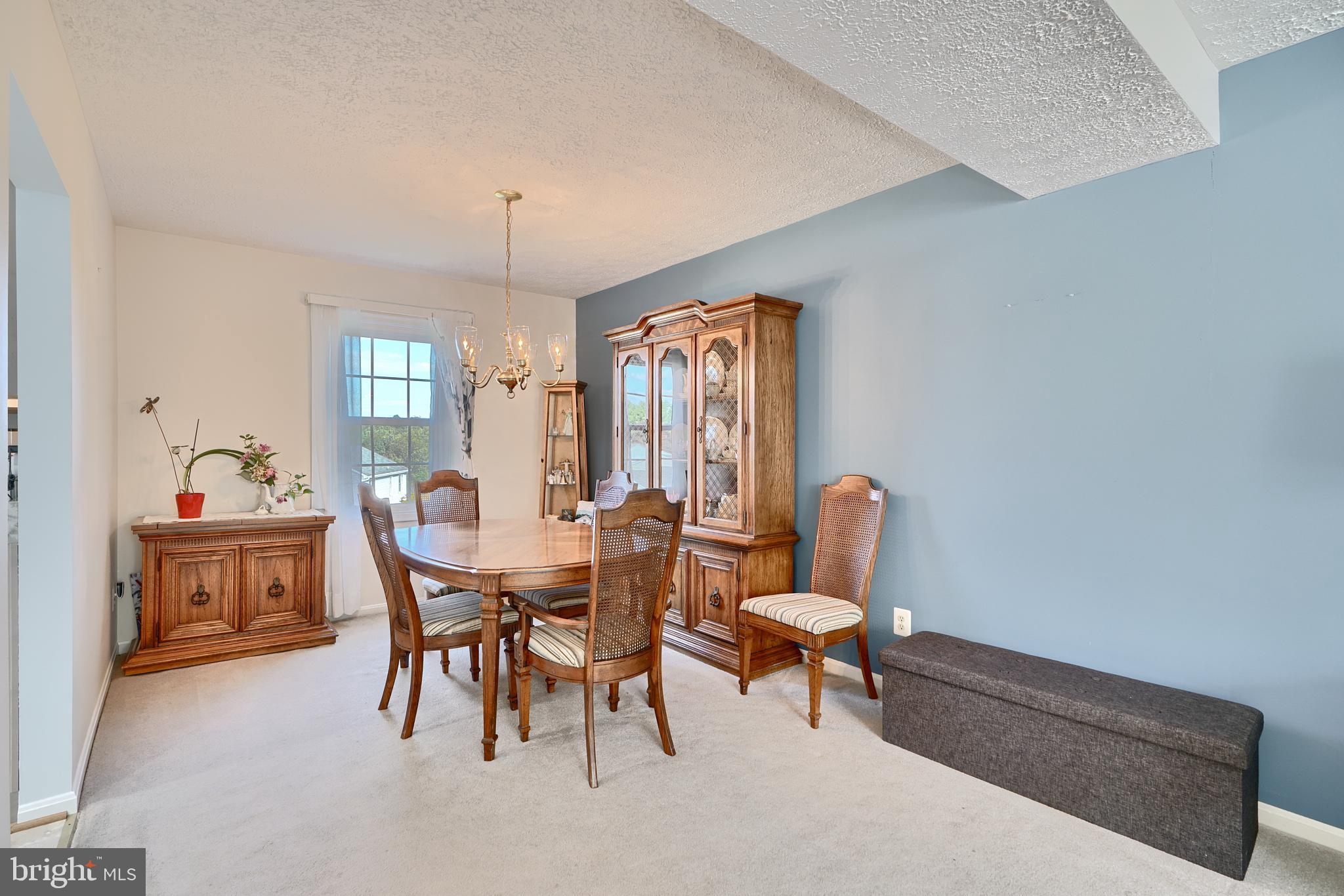 9507 Hallhurst Road Nottingham, MD 21236 - Photo 9 of 36 Dinining Room