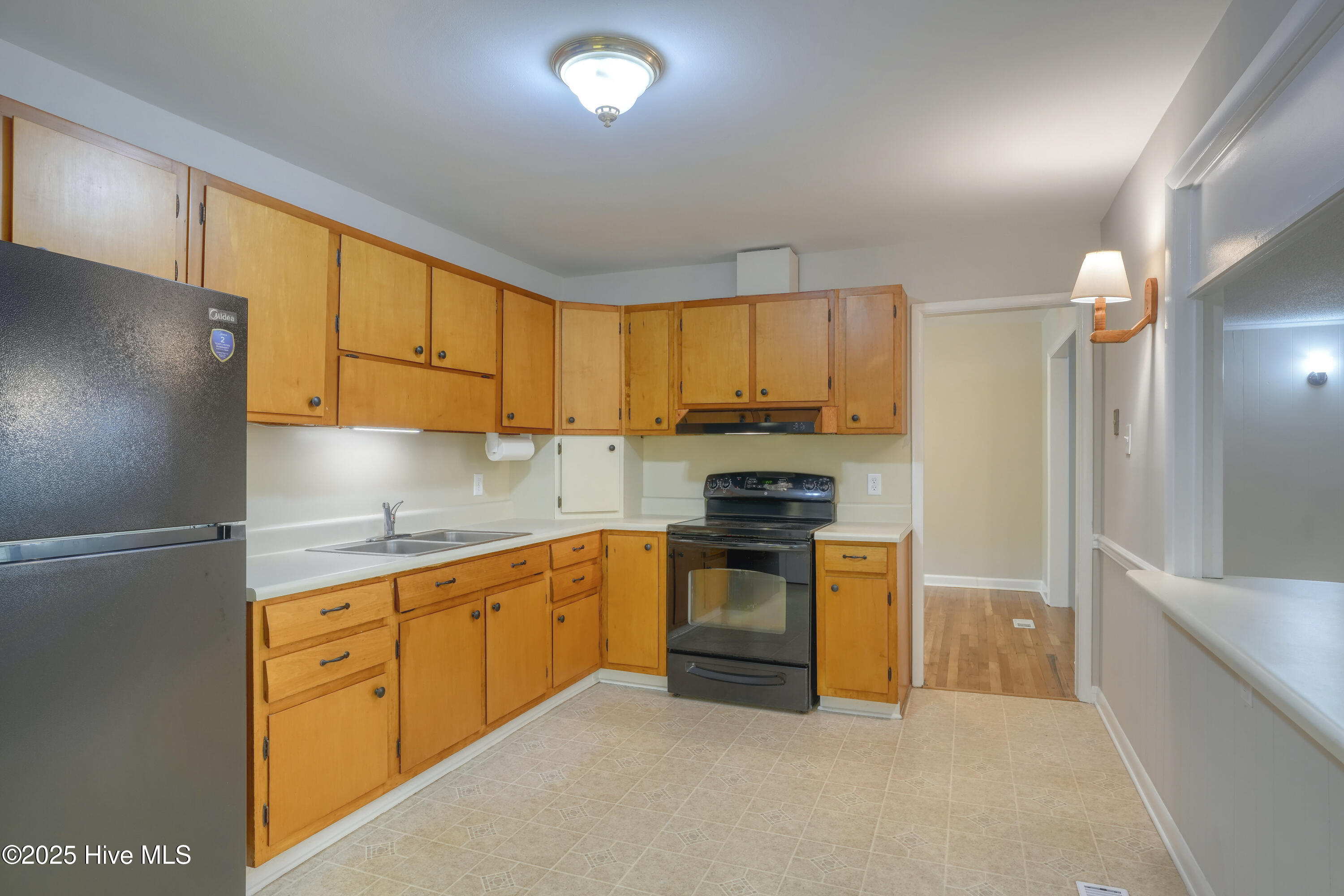 410 Cheyenne Road Jacksonville, NC 28540 - Photo 12 of 35 410 Cheyenne Rd - Interior - Edited_18