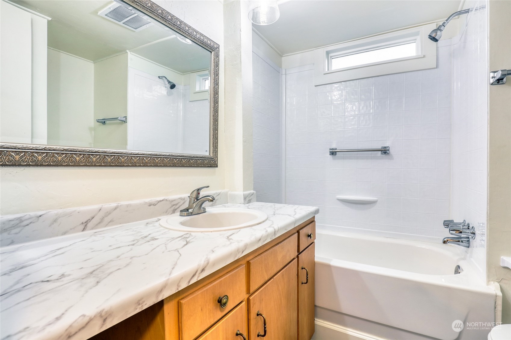 11330 East Riverside Drive, Unit 47 Bothell, WA 98011 - Photo 9 of 12 Gallery Image 9
