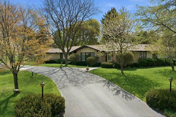 $849,900 | 15085 Cascade Drive, Elm Grove, WI 53122
