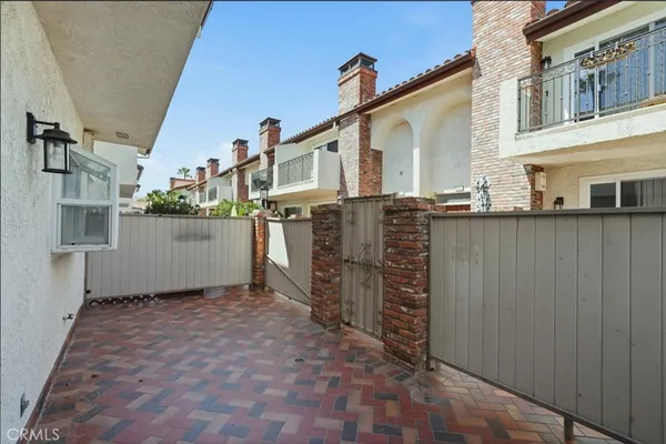$1,945,000 | 1207 South Catalina Avenue, Redondo Beach, CA 90277