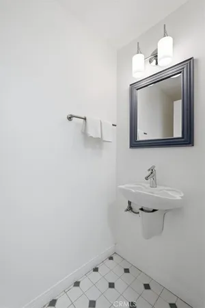 $1,945,000 | 1207 South Catalina Avenue, Redondo Beach, CA 90277