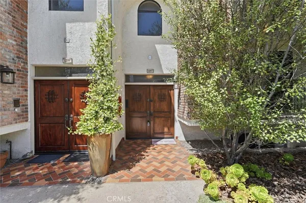 $1,945,000 | 1207 South Catalina Avenue, Redondo Beach, CA 90277