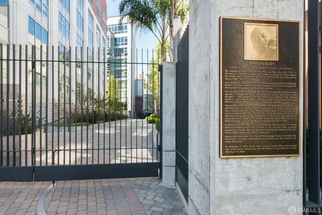 a view of front door with outdoor space