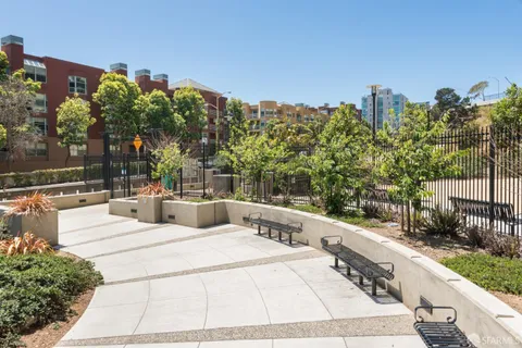 $6,600 | 200 Brannan Street, Unit 141, San Francisco, CA 94107