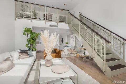 $6,600 | 200 Brannan Street, Unit 141, San Francisco, CA 94107