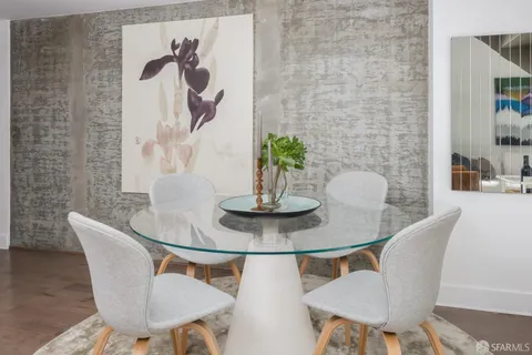 $6,600 | 200 Brannan Street, Unit 141, San Francisco, CA 94107