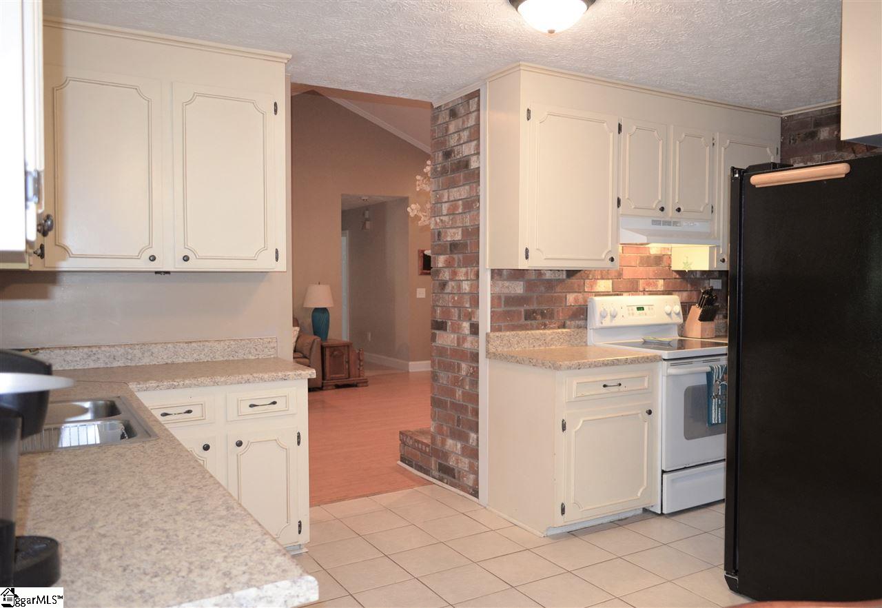 507 Windward Way Greer, SC 29650 - Photo 11 of 32 Gallery Image 11