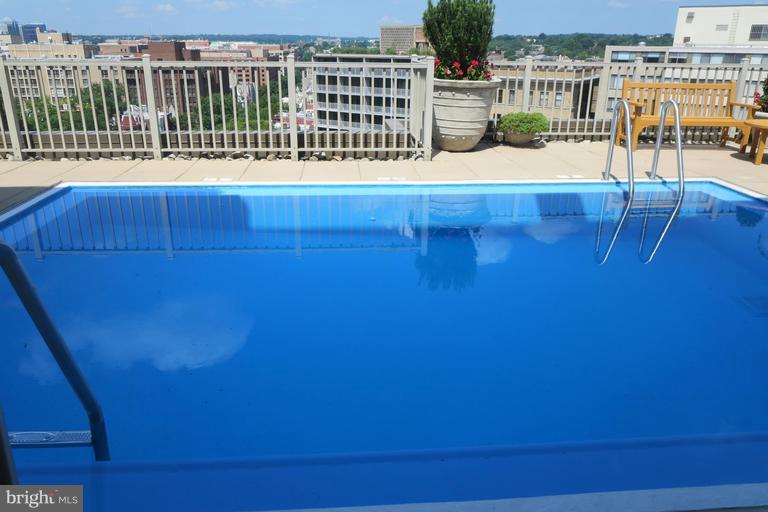 1301 20th Street Northwest, Unit 901 Washington, DC 20036 - Photo 1 of 30 Rooftop Pool Deck