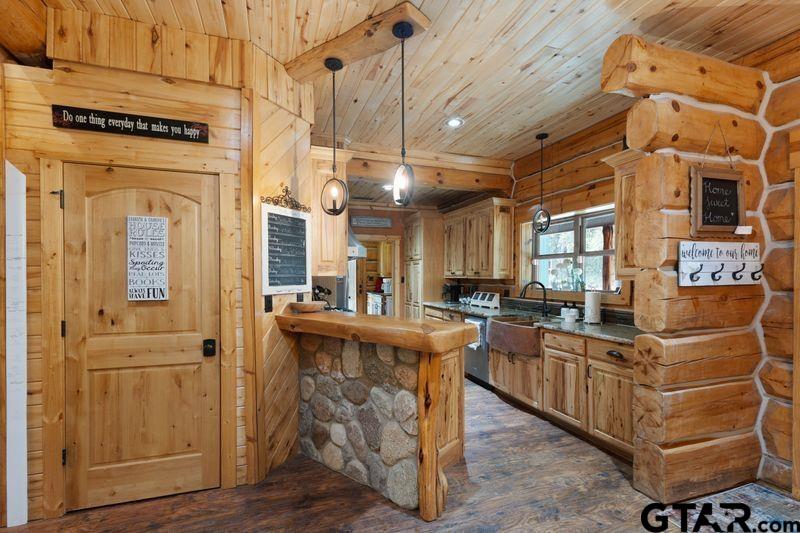 2226 Holly Road Gilmer, TX 75644 - Photo 20 of 43 Gallery Image 20