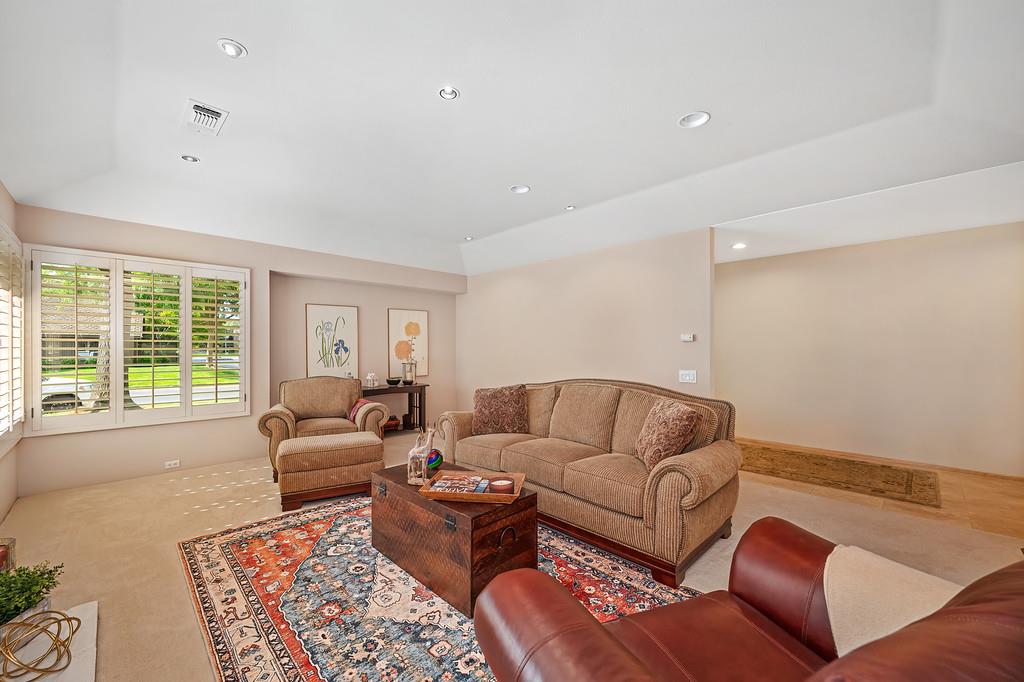 11600 Forty Niner Circle Gold River, CA 95670 - Photo 13 of 63