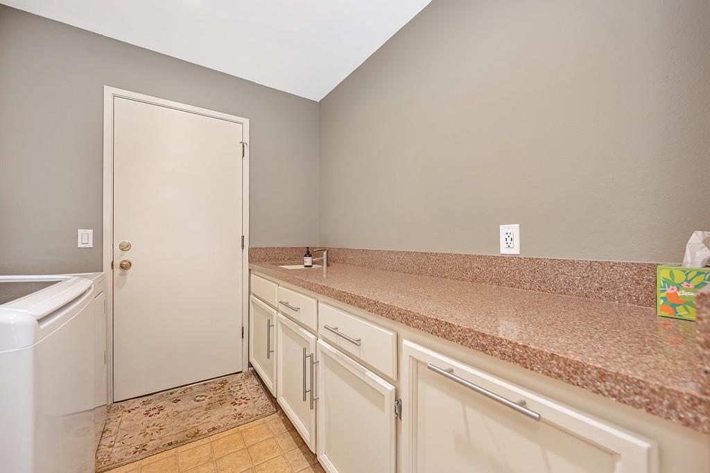 11600 Forty Niner Circle Gold River, CA 95670 - Photo 47 of 63