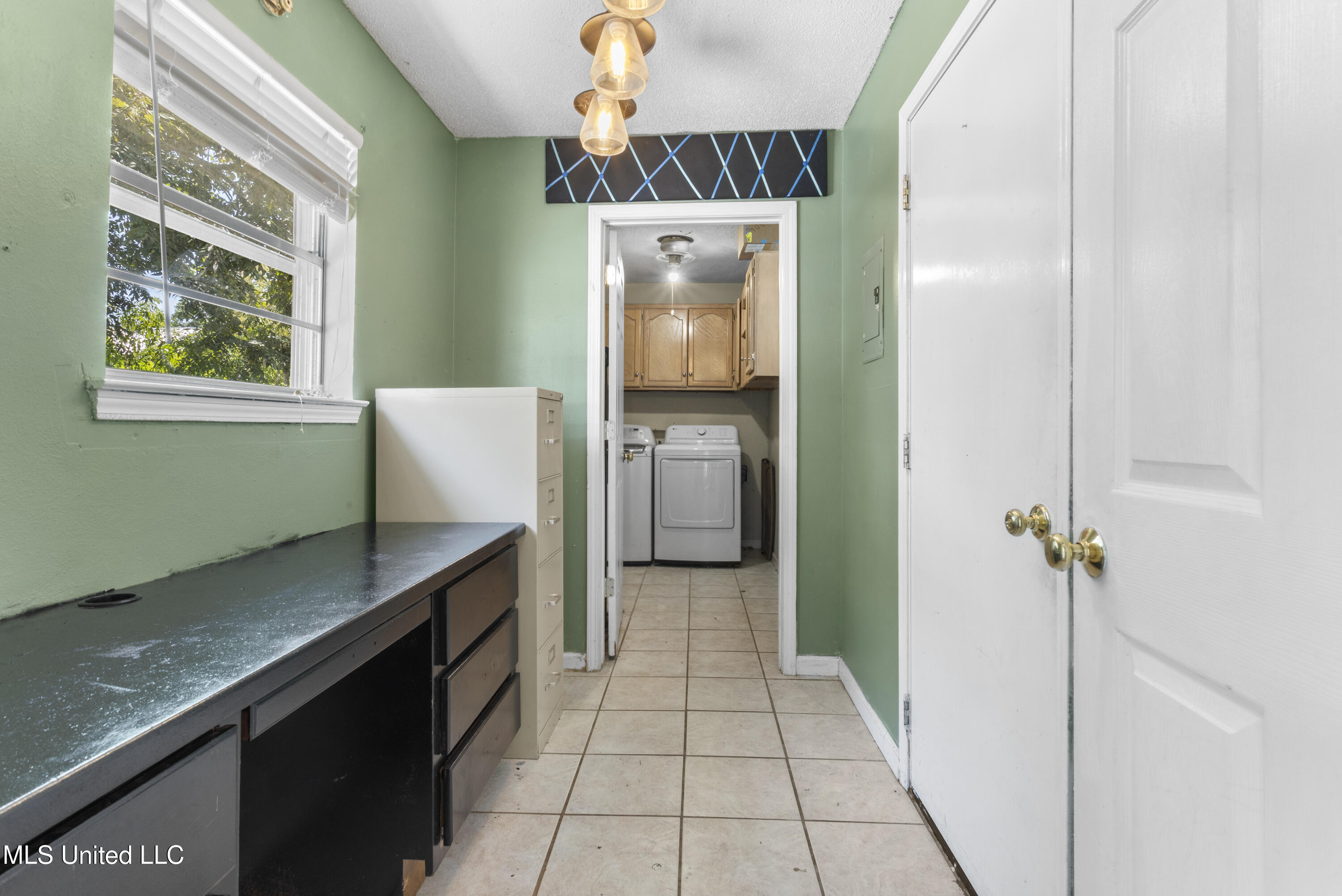 1808 Geerkin Street Pascagoula, MS 39581 - Photo 22 of 30 0022