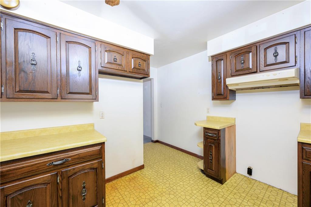 601 Herman Road Butler, PA 16002 - Photo 10 of 36 Gallery Image 10