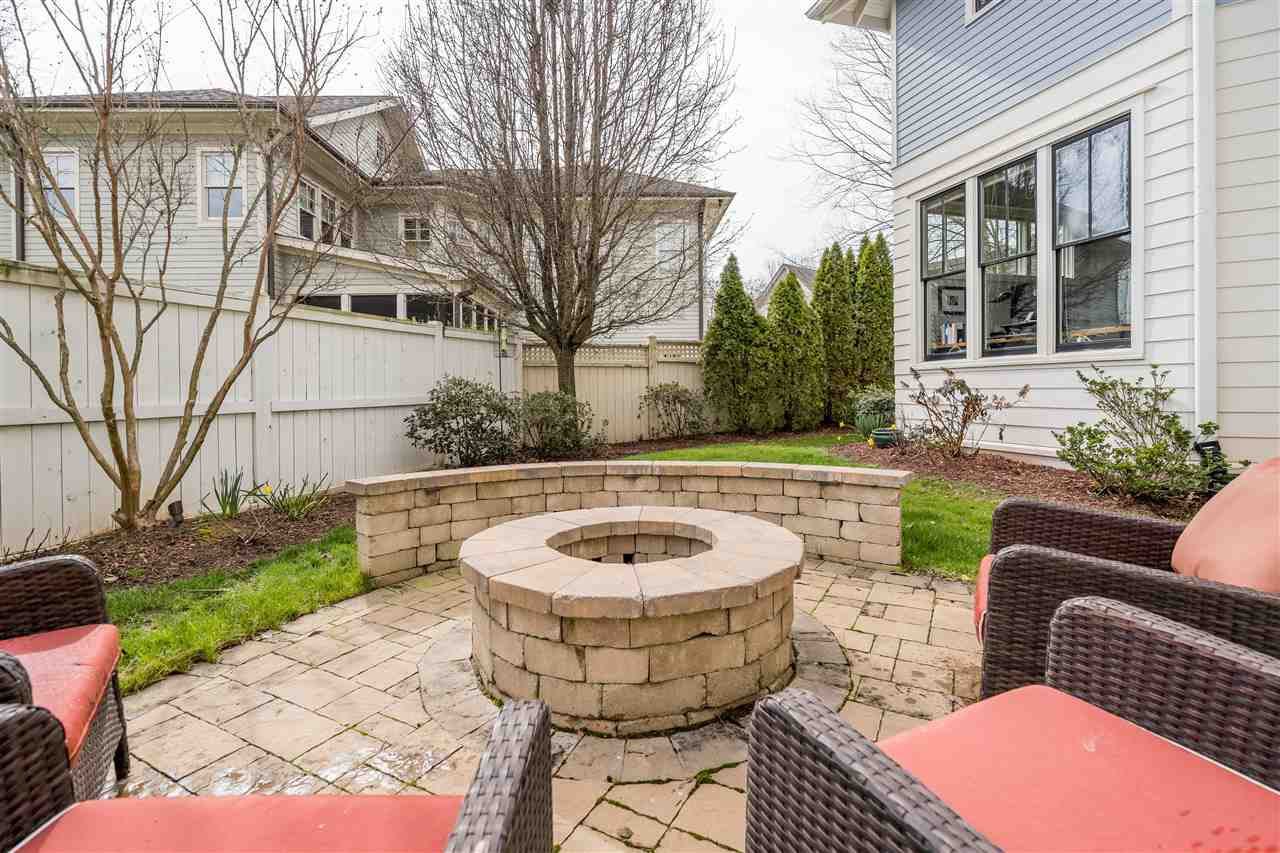 2105 Blue Oak Terrace Raleigh, NC 27608 - Photo 27 of 27 Firepit