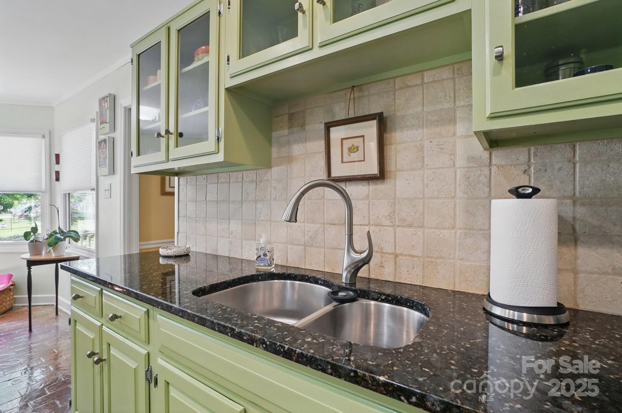 13916 Sledge Road Charlotte, NC 28278 - Photo 10 of 29 Gallery Image 10