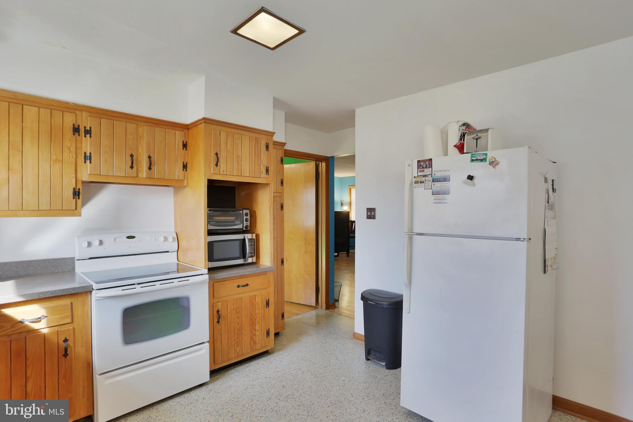 29 Fargreen Road Camp Hill, PA 17011 - Photo 9 of 27 Gallery Image 9