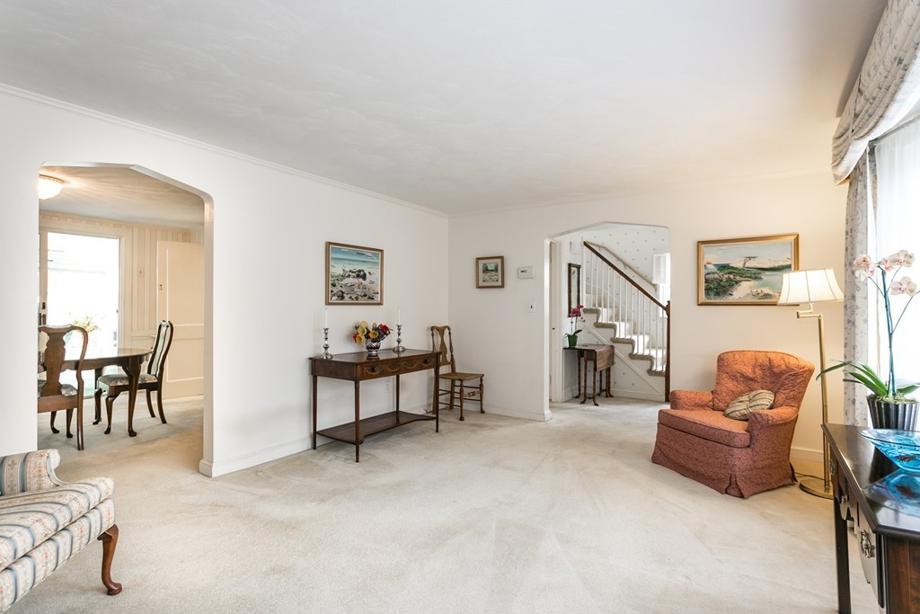 43 Kenney Street Needham, MA 02492 - Photo 6 of 30