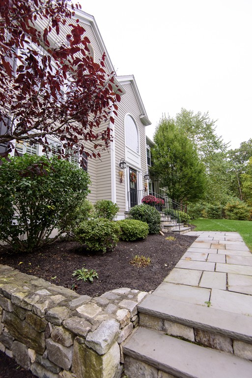 128 Packard Road Stow, MA 01775 - Photo 3 of 29