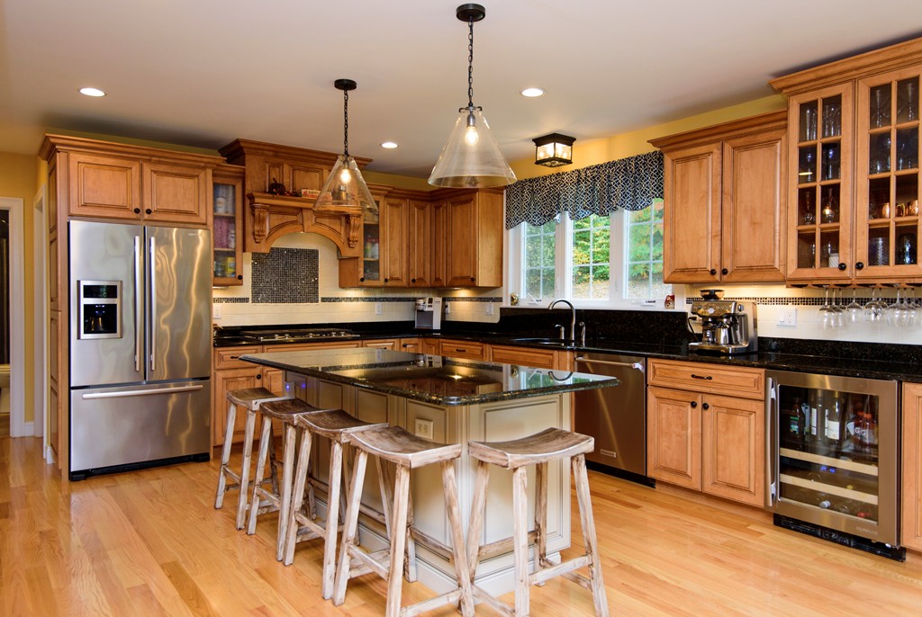 128 Packard Road Stow, MA 01775 - Photo 9 of 29