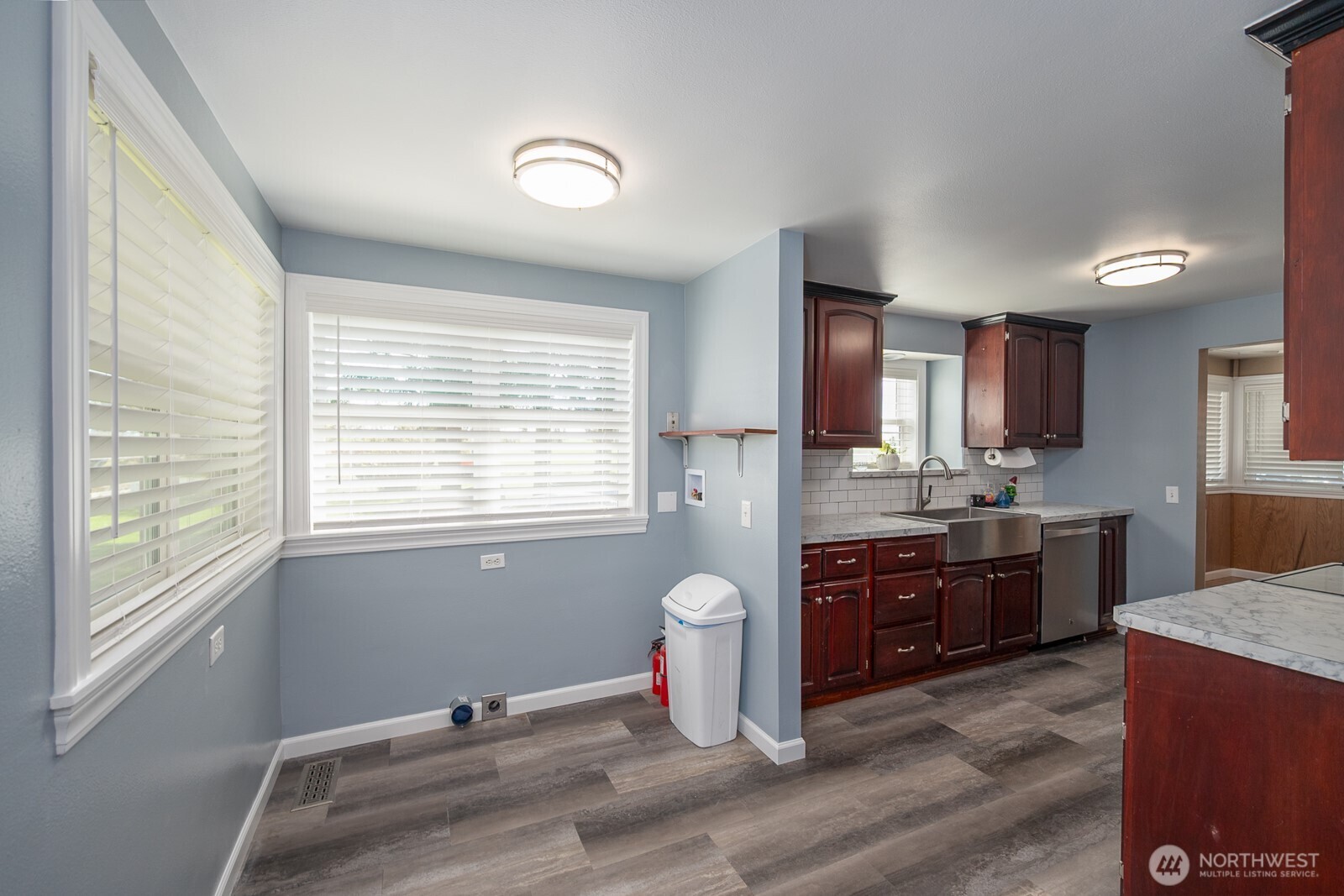 11627 Rd K Northeast Moses Lake, WA 98837 - Photo 19 of 37 a spacious bathroom with a granite countertop tub sink and mirror