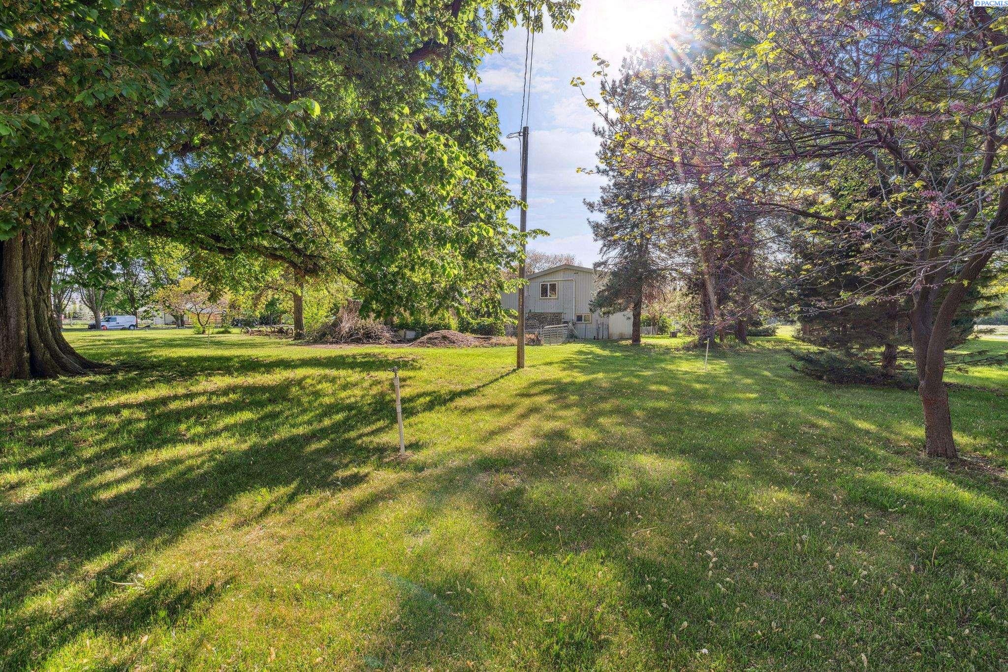 45204 Demoss Road Benton City, WA 99320 - Photo 21 of 37 Gallery Image 21