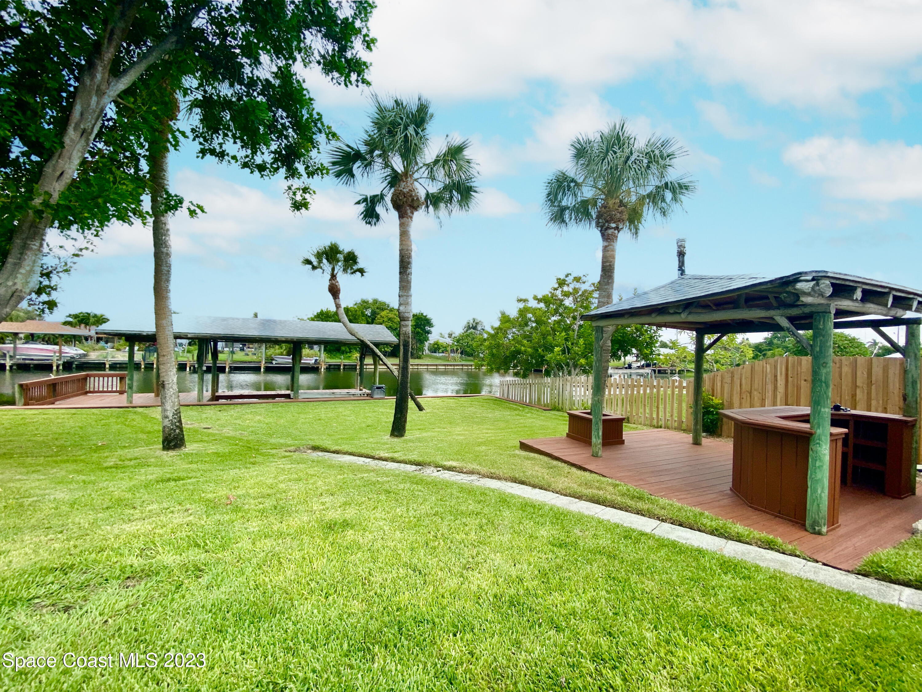 110 Deleon Road Cocoa Beach, FL 32931 - Photo 13 of 26 Backyard