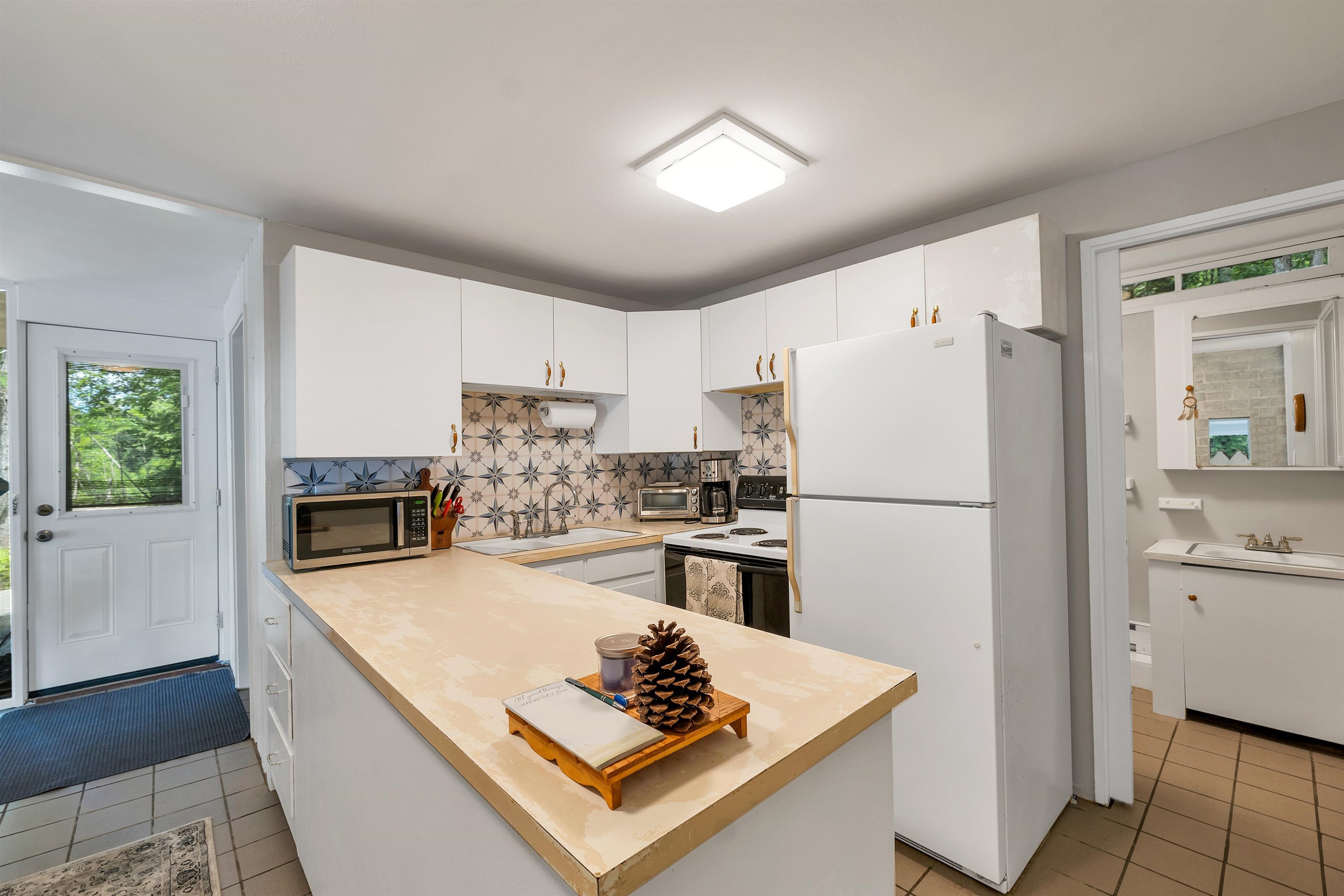 4 Pike Island Road Meredith, NH 03253 - Photo 25 of 44