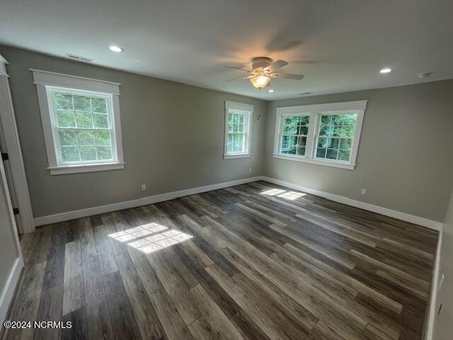 240 Channel Rock Road Beaufort, NC 28516 - Photo 17 of 41 Principal bedroom