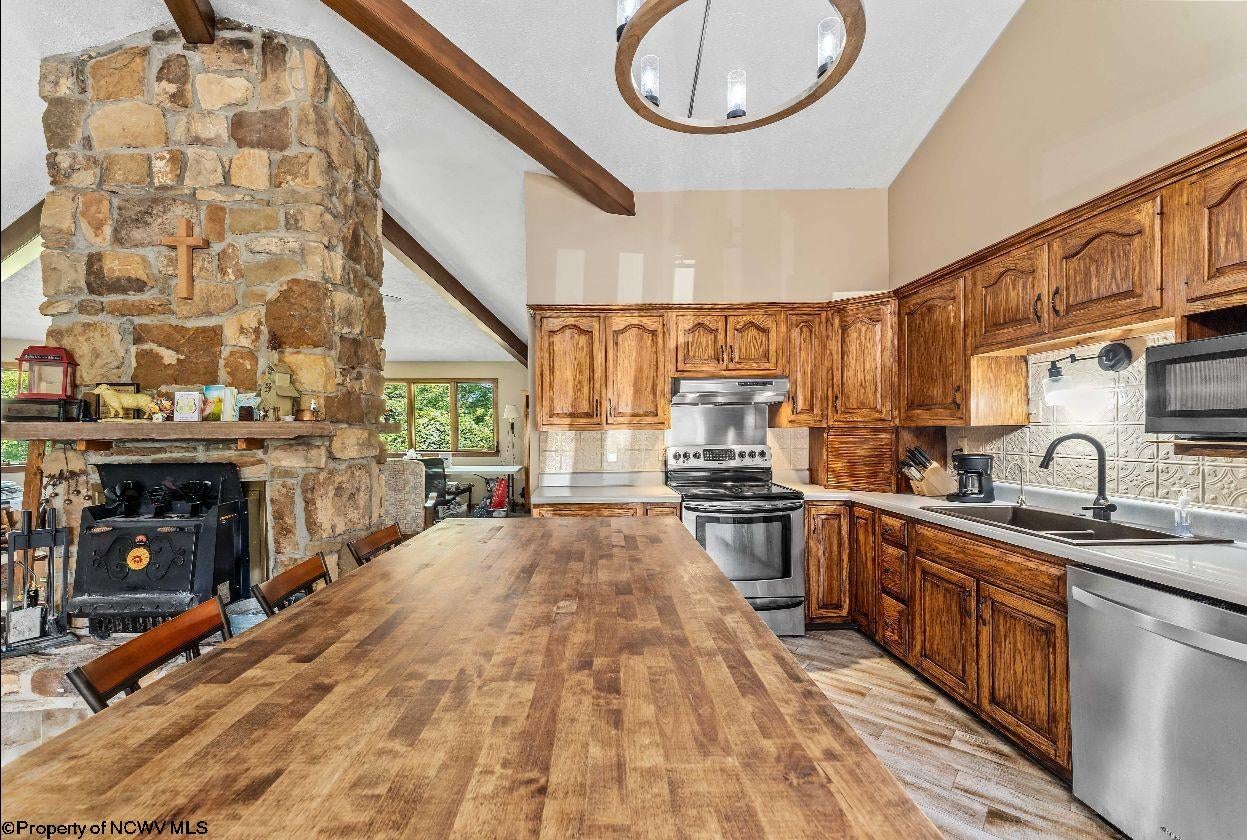 1141 Mount Zion Road Fairmont, WV 26554 - Photo 10 of 25 Gallery Image 10