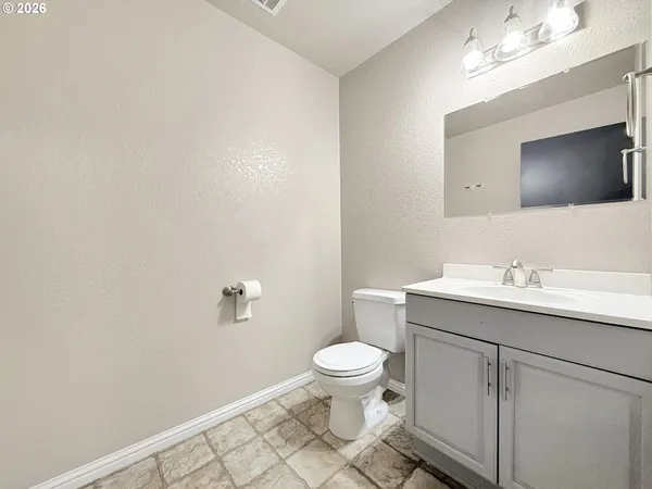 $300,000 | 325 Matot Street, Unit B, Brookings, OR 97415