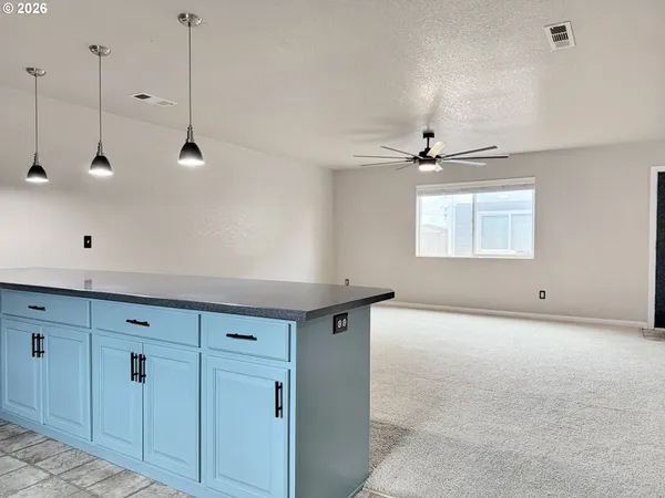 $300,000 | 325 Matot Street, Unit B, Brookings, OR 97415