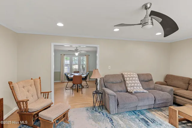 $3,250 | 327 Plantation Drive, New Bern, NC 28562