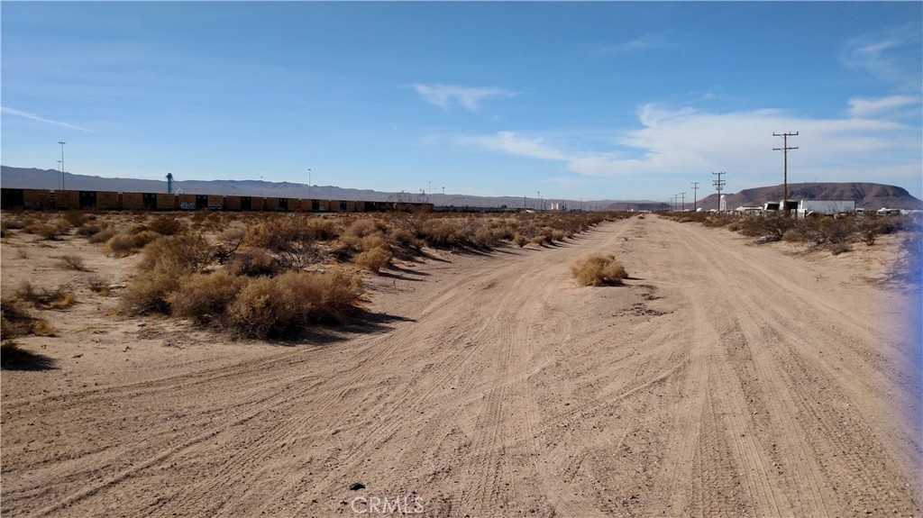 37265 Yermo Road Yermo, CA 92398 - Photo 5 of 12 Marine Rd