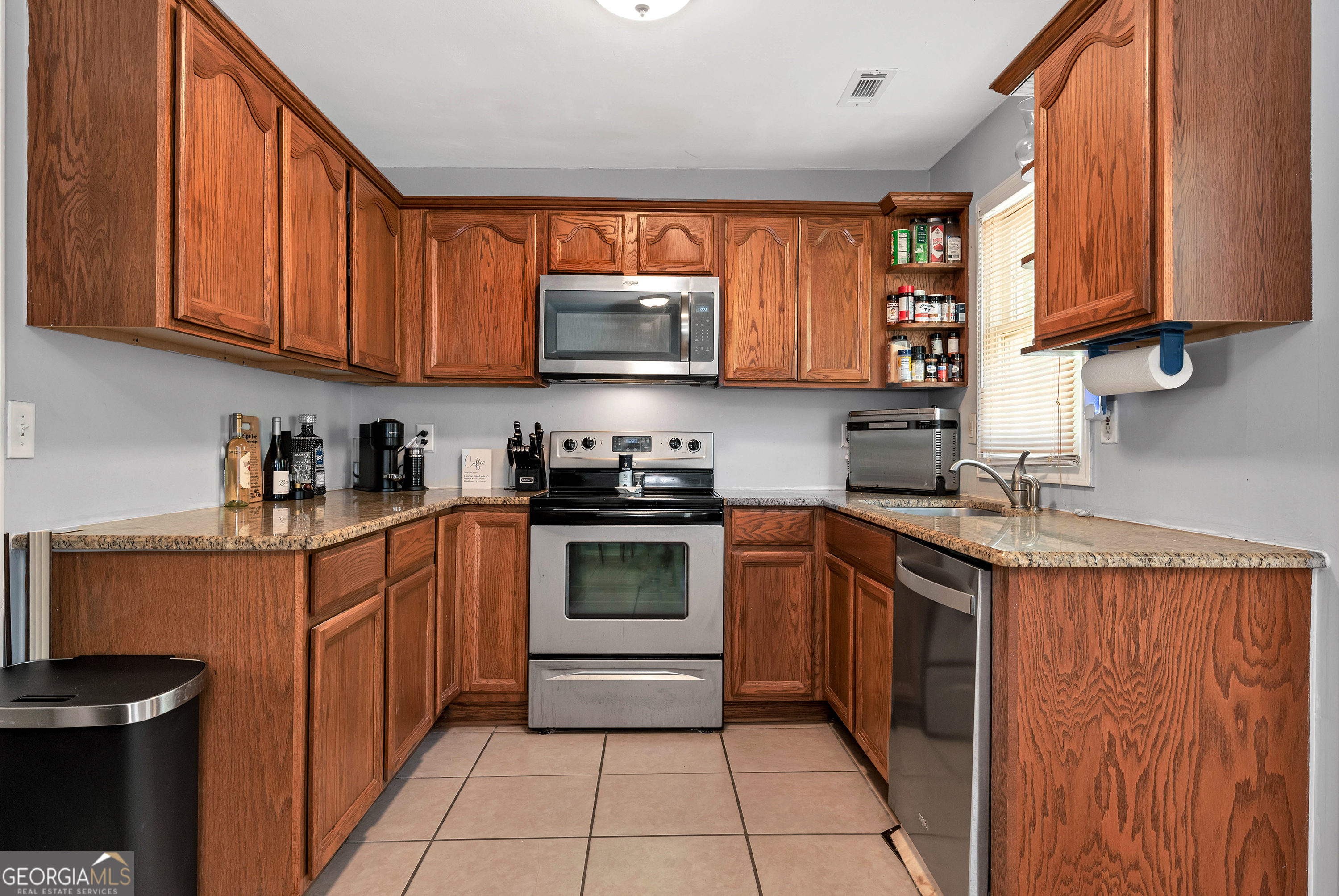 295 Tower Heights Road Gainesville, GA 30501 - Photo 10 of 34