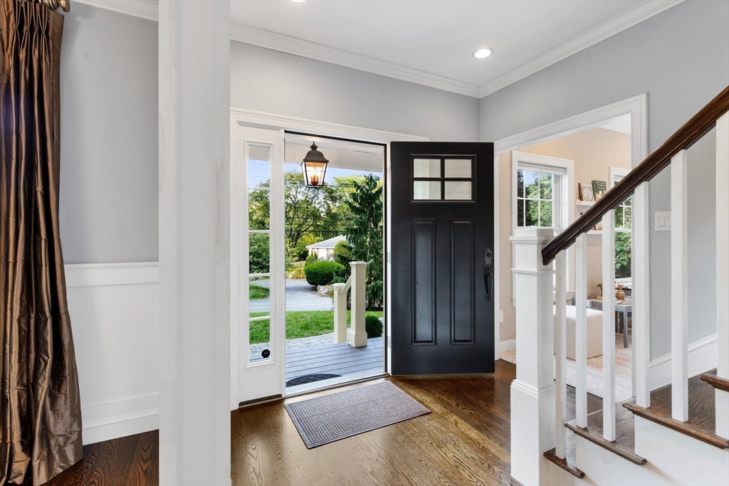 115 Burlington Street Lexington, MA 02420 - Photo 3 of 33