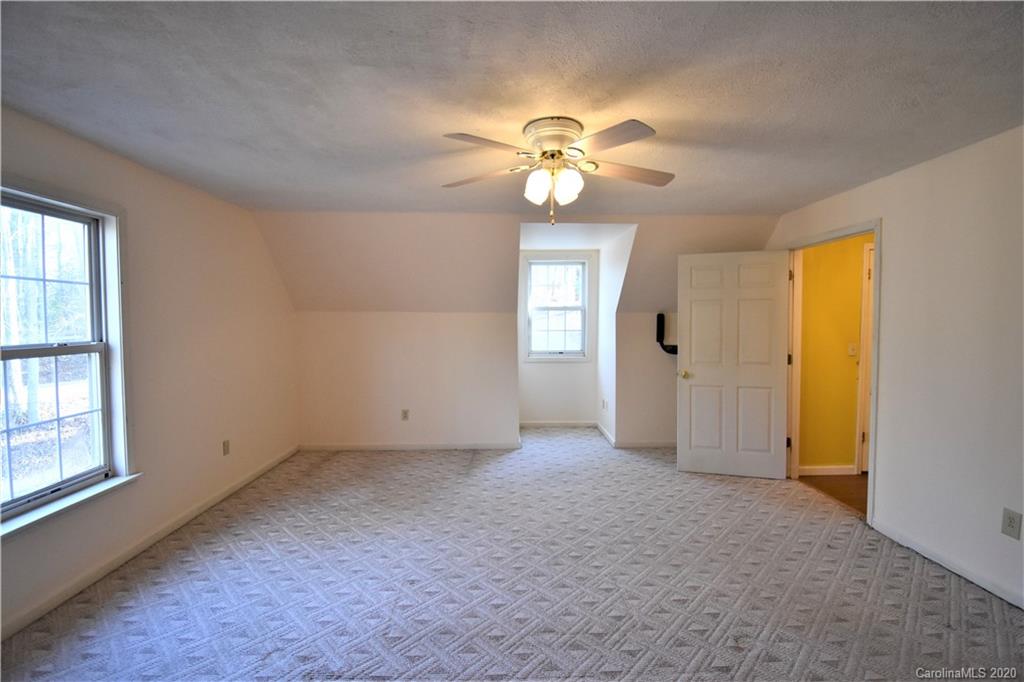 1215 Kanuga Ridge Road Hendersonville, NC 28739 - Photo 17 of 21 Gallery Image 17