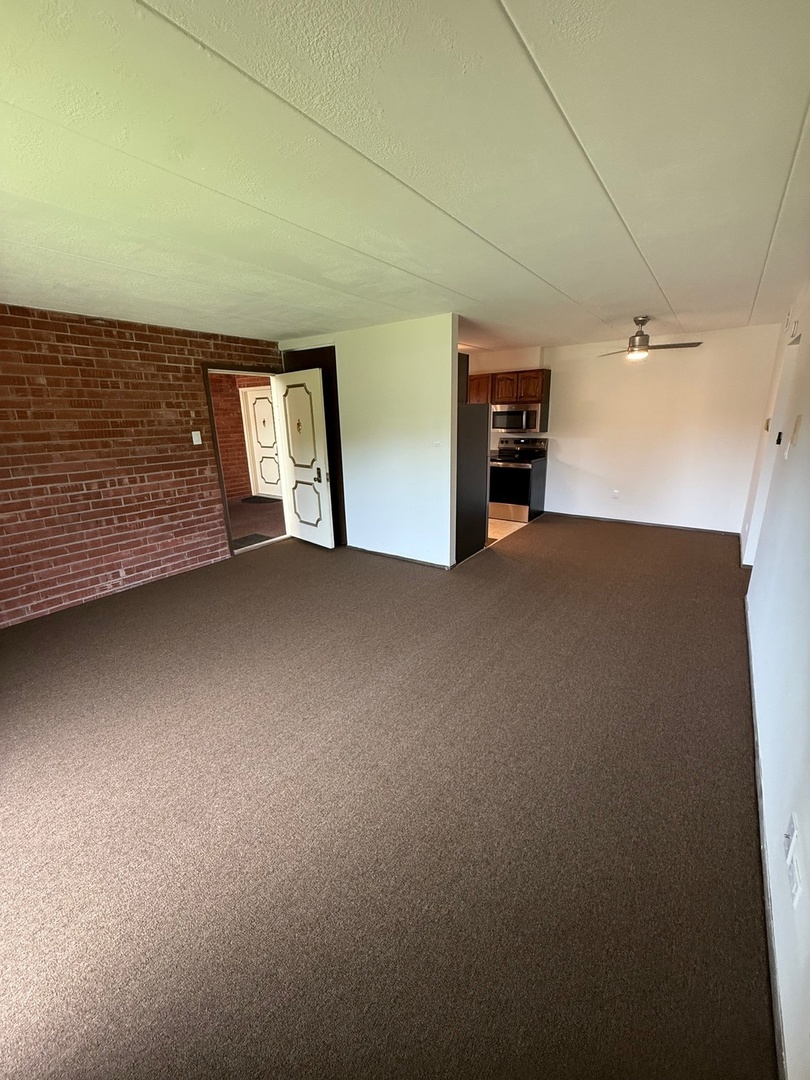 3014 171st Street, Unit D1 Hazel Crest, IL 60429 - Photo 6 of 8