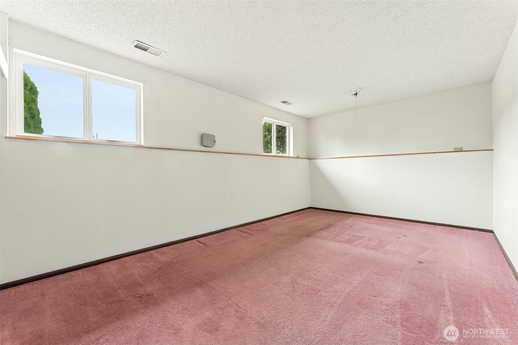 10014 108th Avenue Southwest Tacoma, WA 98498 - Photo 21 of 39