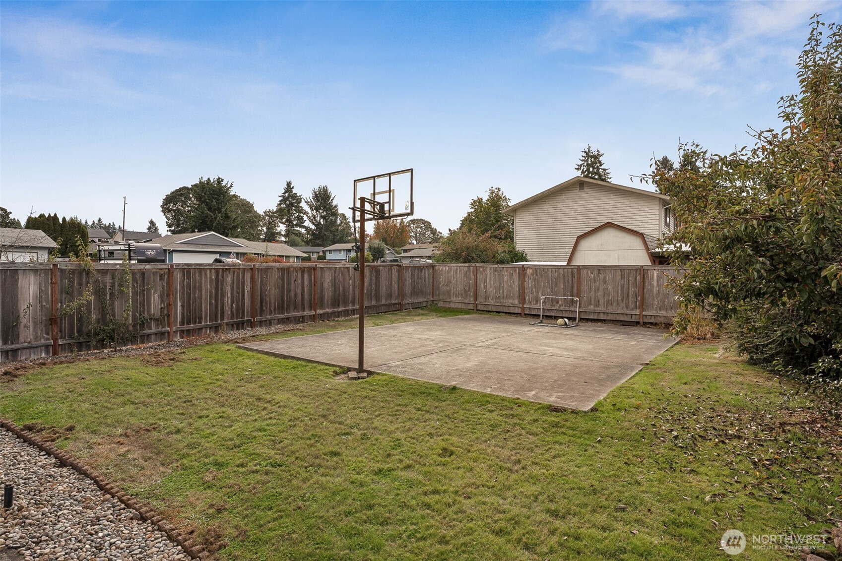 10014 108th Avenue Southwest Tacoma, WA 98498 - Photo 28 of 39 a house view with a garden space