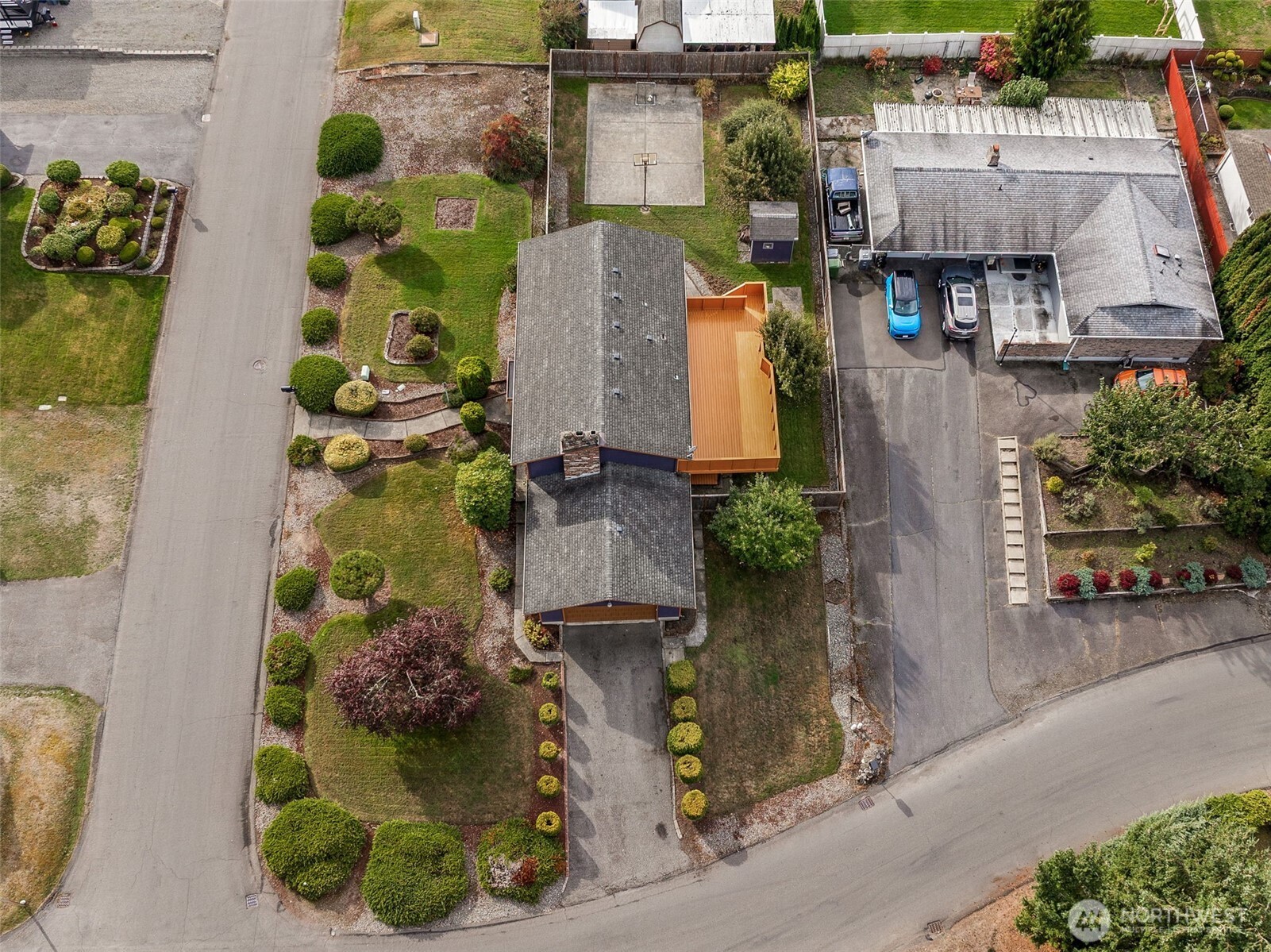 10014 108th Avenue Southwest Tacoma, WA 98498 - Photo 32 of 39 an aerial view of a residential houses with yard
