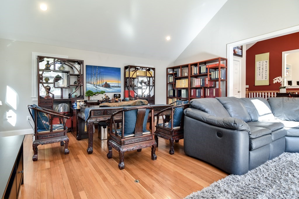 24 Meadowbrook Road Dover, MA 02030 - Photo 4 of 31 Gallery Image 4