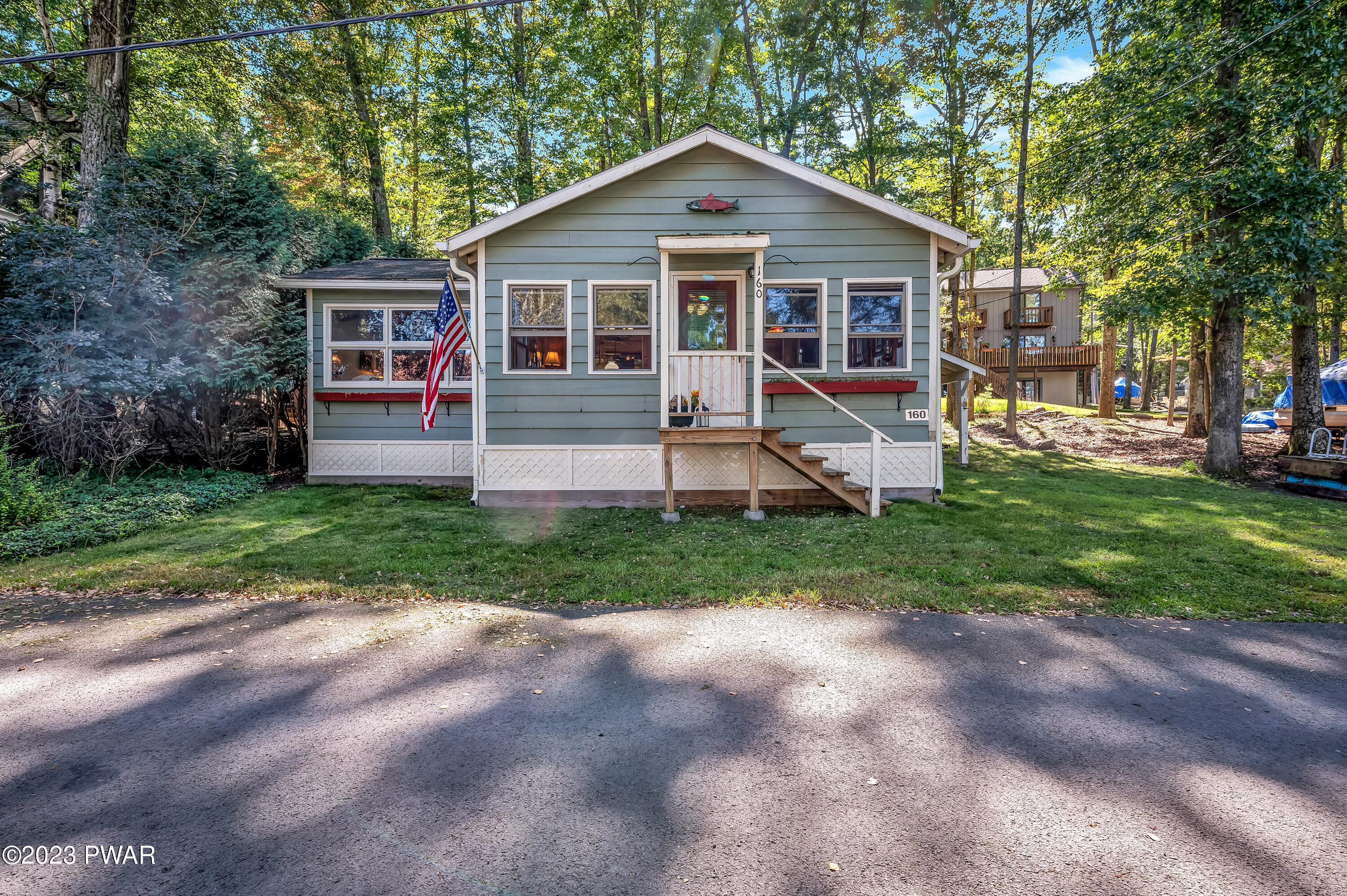 160 Shore Road Tafton, PA 18464 - Photo 3 of 48