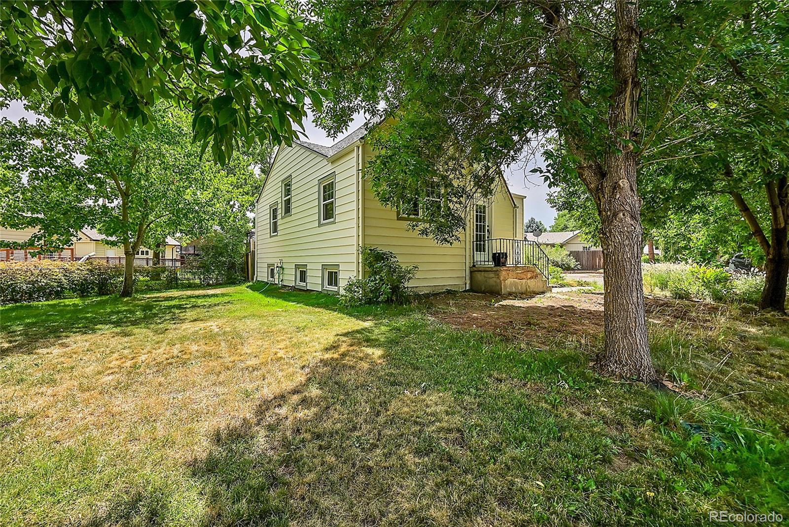 3490 Jay Street Wheat Ridge, CO 80033 - Photo 4 of 42