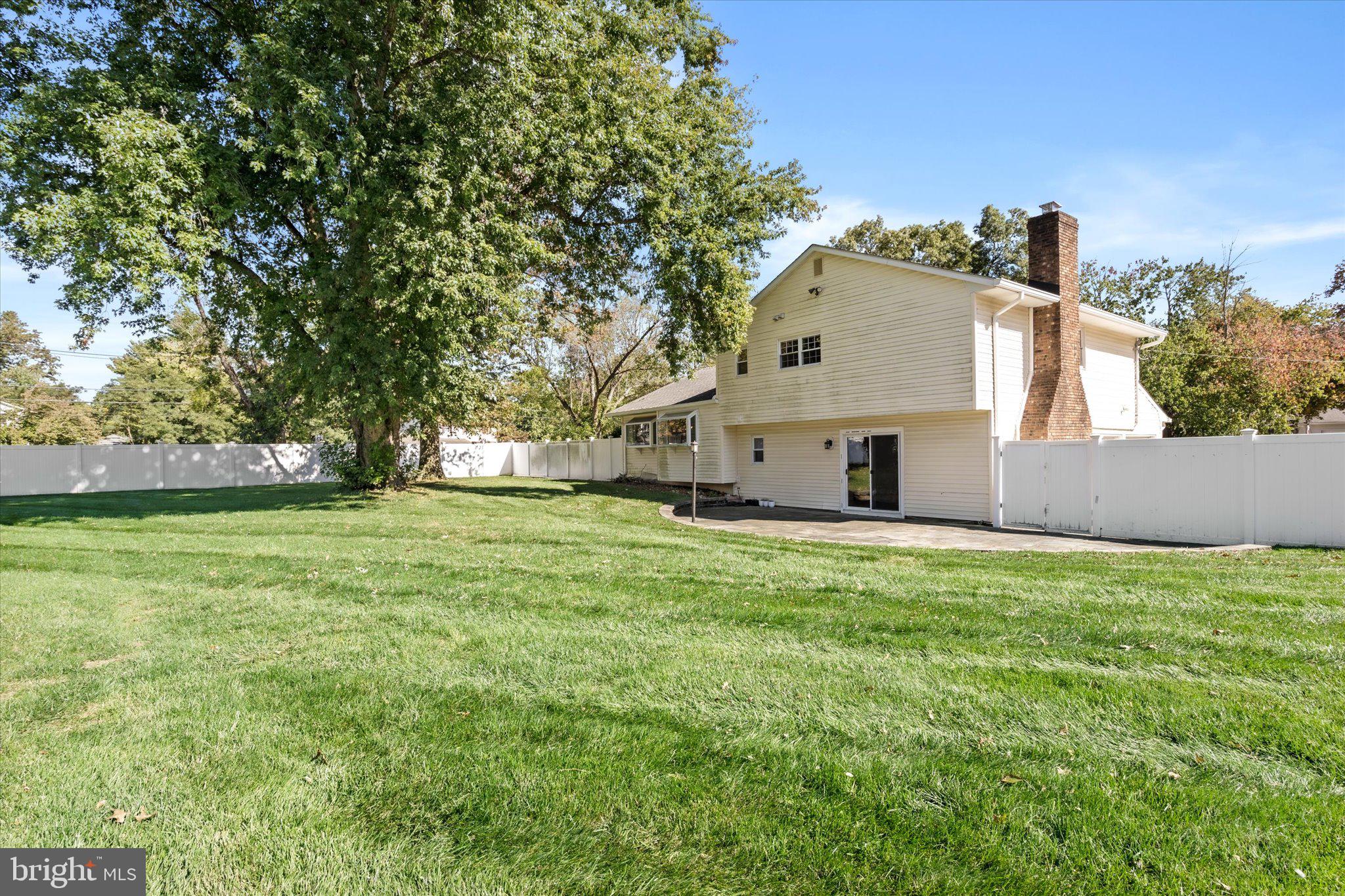 41 Maple Stream Road East Windsor, NJ 08520 - Photo 33 of 34 Gallery Image 33
