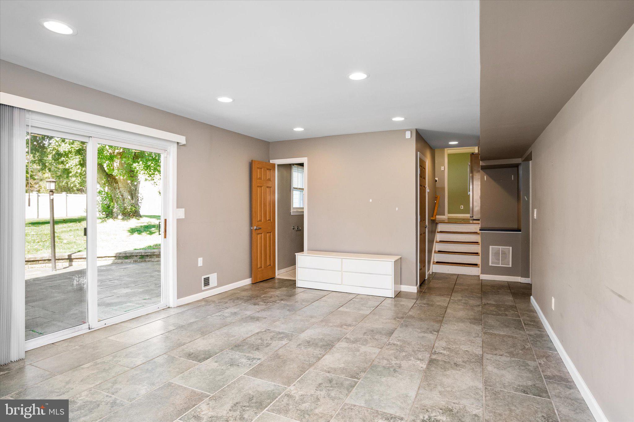 41 Maple Stream Road East Windsor, NJ 08520 - Photo 9 of 34 Gallery Image 9